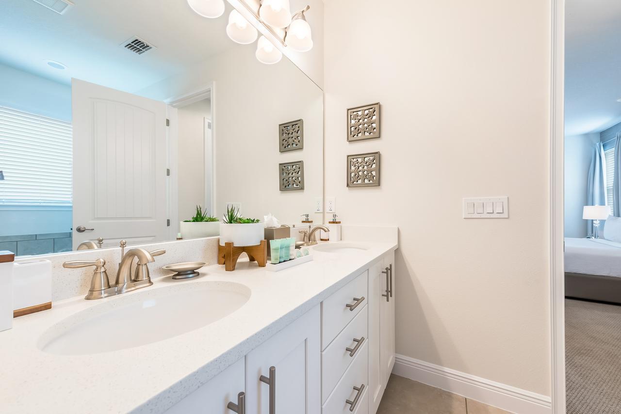 Exquisite Home With Media Room & Games Near Disney By Rentyl - 7600M Orlando Buitenkant foto